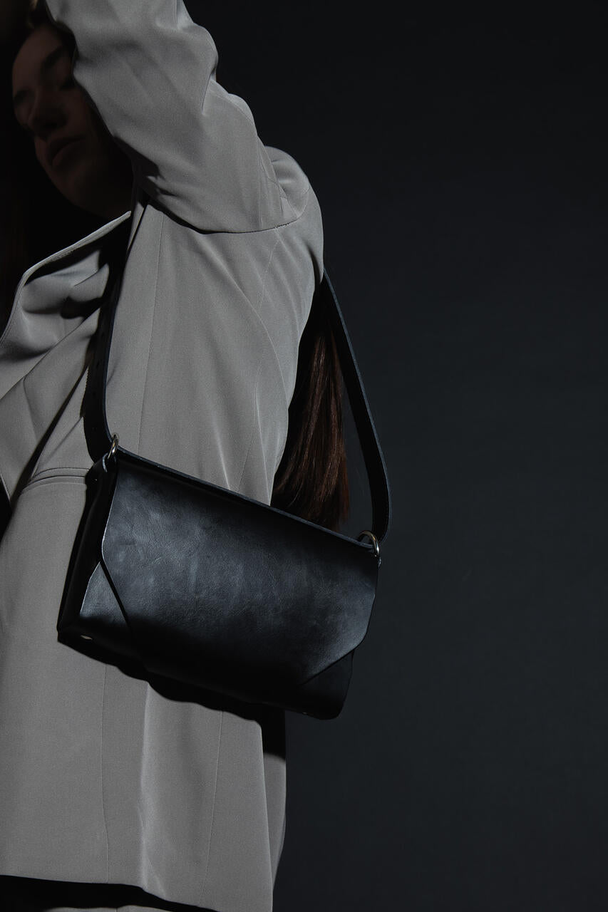 Capital of Goods Fanny Bag/Shoulder Bag - Black