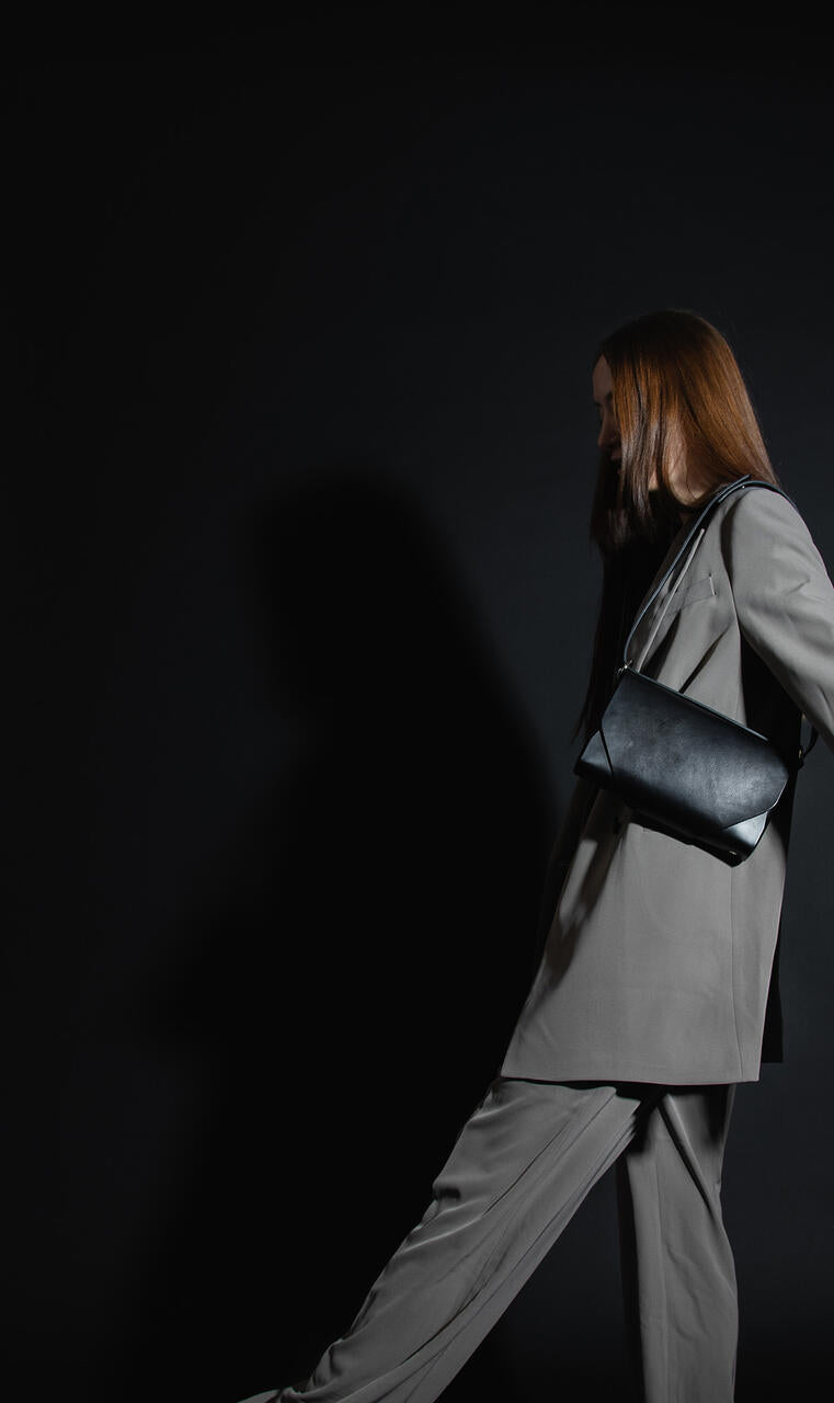 Capital of Goods Fanny Bag/Shoulder Bag - Black