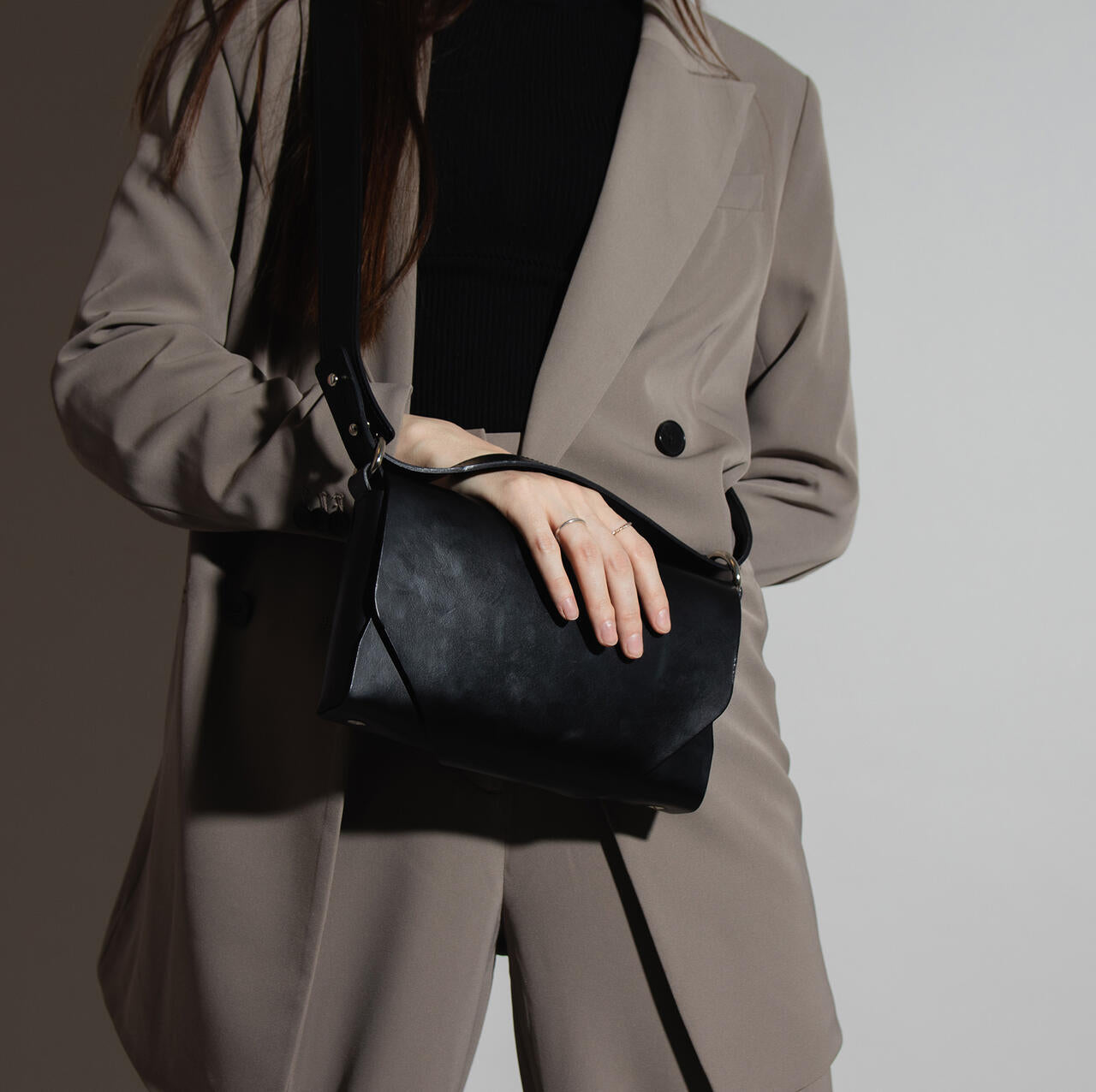 Capital of Goods Fanny Bag/Shoulder Bag - Black